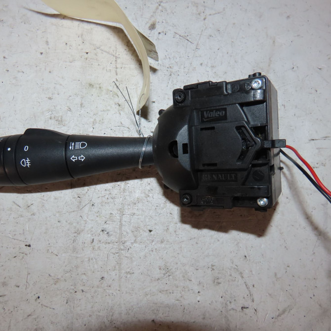 Commande eclairage occasion  Renault CLIO IV (BH_) 1.5 dci 75 (2012) 5 portes   255407916R  1