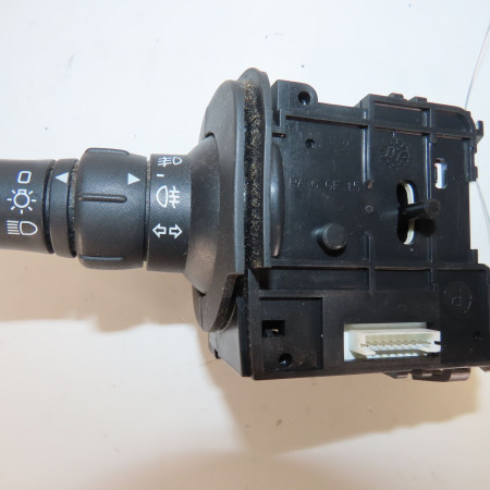 Commande eclairage occasion  Renault GRAND SCÉNIC II (JM0/1_) 1.5 dci (jm02, jm13) (2004-2008)   7701060397 