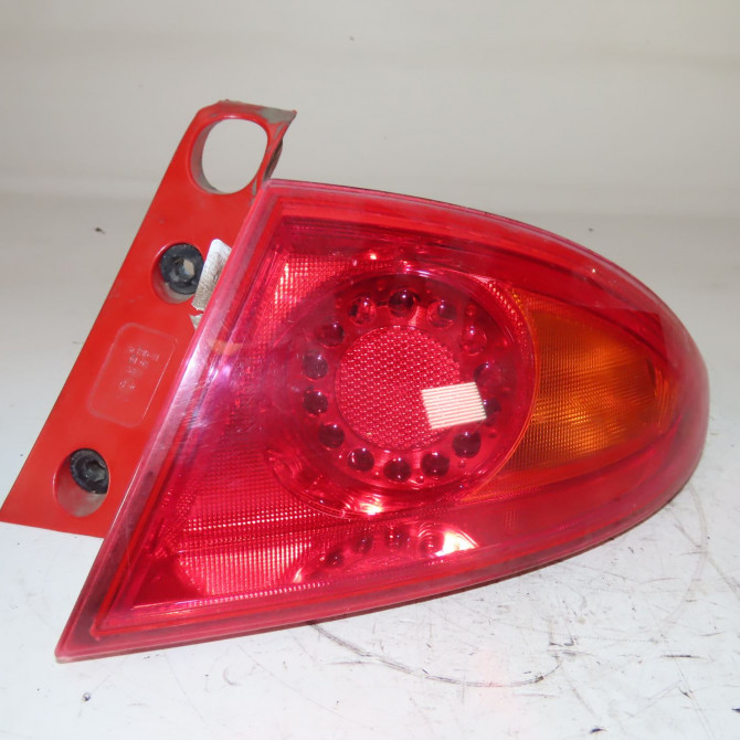 Feu arrière droit occasion  Seat LEON (1P1) 1.9 tdi (2005-2010) 5 portes   1P0945112C  1