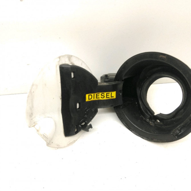 Volet de trappe carburant occasion  Citroën C3 II (SC_) 1.4 hdi 70 (sc8hzc, sc8hr0, sc8hp4) (2009) 5 portes   1517H3  3