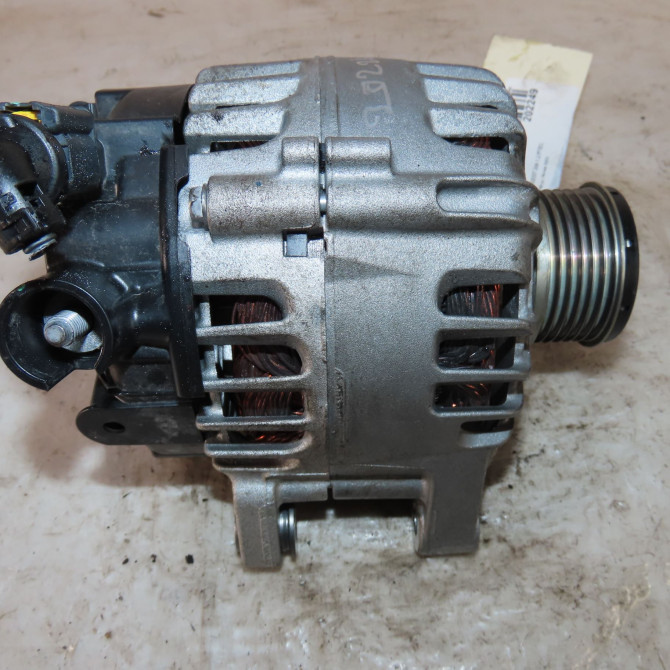 Alternateur occasion  Peugeot 208 II (UB_, UP_, UW_, UJ_) 1.2 puretech 100 (2019) 5 portes   9835689480  4