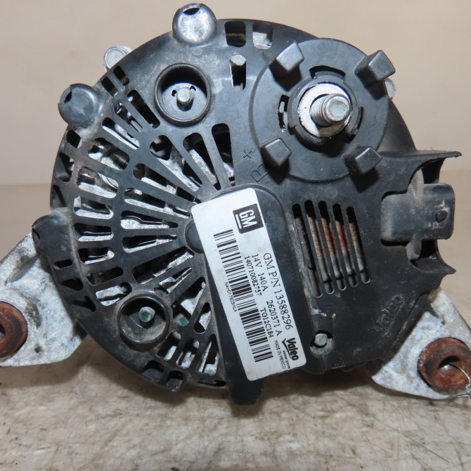 Alternateur occasion  Opel CORSA D (S07) 1.4 (l08, l68) (2006-2014)   13588296  3