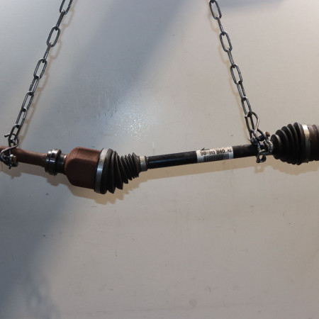 Transmission avant droite occasion  Peugeot 2008 II (UD_, US_, UY_, UK_) 1.2 puretech 130 (2019)   9825384080 