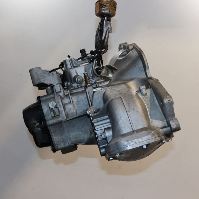 Boîte à vitesse mecanique occasion  Opel CORSA D (S07) 1.4 (l08, l68) (2006-2014) 3 portes   GM-AT9  3