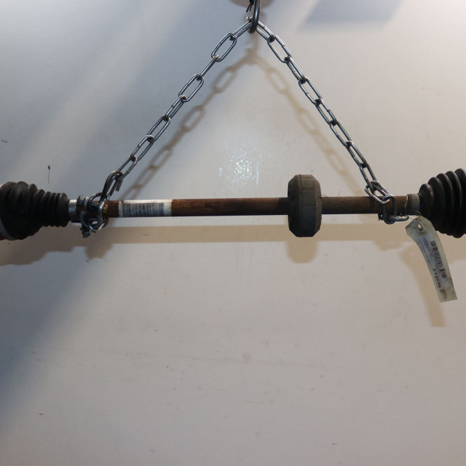 Transmission avant droite occasion  Dacia SANDERO II 1.5 dci (2012) 5 portes   391007857R  1