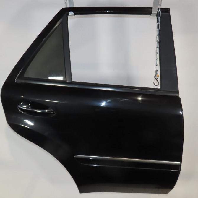 Porte arrière droite occasion  Mercedes-benz CLASSE M (W164) Ml 420 cdi 4-matic (164.128) (2006-2009)   1647300205  1