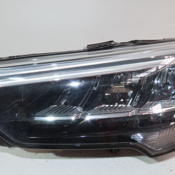 Phare gauche occasion  Opel CROSSLAND X / CROSSLAND (P17, P2QO) 1.2 (75) (2017)   YQ00709680  1