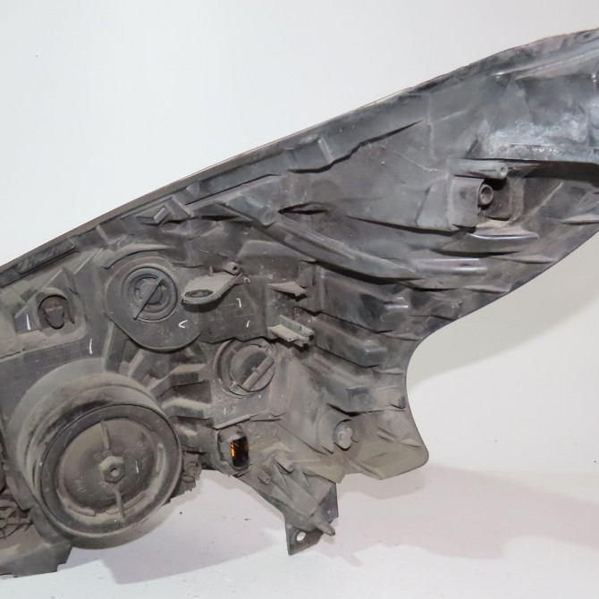 Phare droit occasion  Renault TRAFIC III Camionnette (FG_) 1.6 dci 115 (fgmd) (2014)   260108047R  3