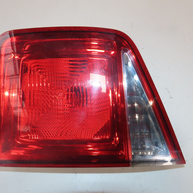 Feu arrière intérieur droit occasion  Chevrolet ORLANDO (J309) 2.0 d (2011-2015)   42334062  1