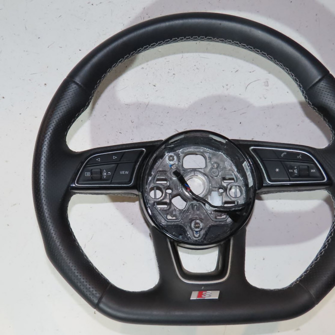 Volant de direction occasion  Audi A1 City Carver (GBH) 30 tfsi (2019)   82A419091AGQQT  1