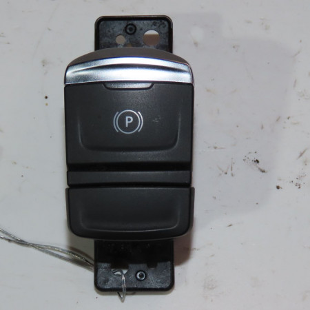 Interrupteur commande de frein a main occasion  Renault ARKANA I (LCM_, LDN_) 1.6 e-tech 145 (ldmu) (2020) 5 portes   251752955R 