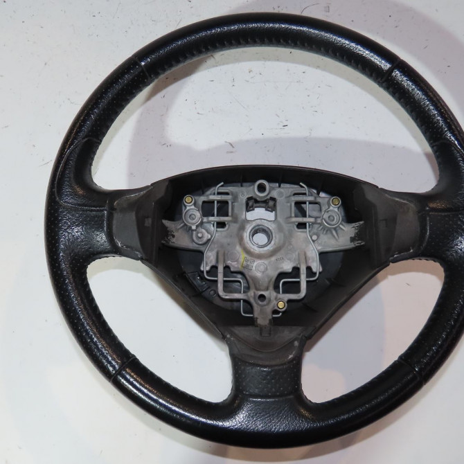 Volant de direction occasion  Peugeot 207/207+ (WA_, WC_) 1.4 16v (2006-2013) 3 portes   4109LP  1
