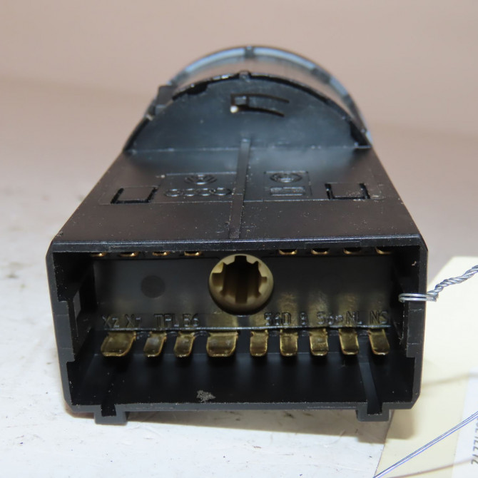 Interrupteur commande de phares occasion  Volkswagen vw POLO V (6R1, 6C1) 1.6 tdi (2009) 5 portes   6R0941531F  3