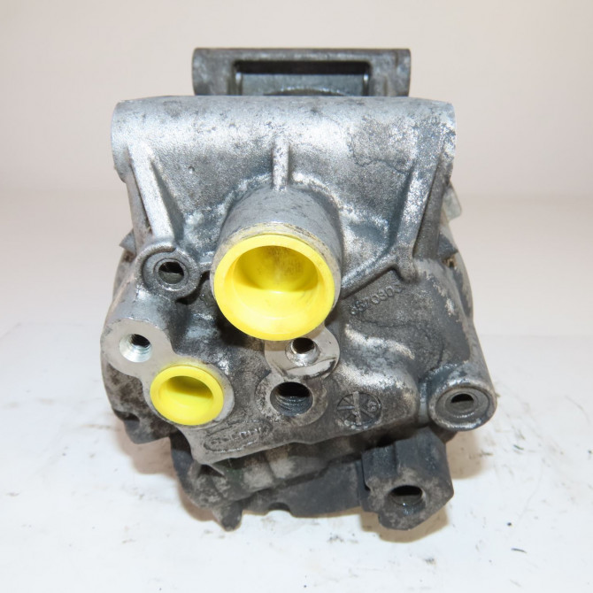 Compresseur air conditionne occasion  Renault MEGANE II (BM0/1_, CM0/1_) 1.5 dci (bm1e, cm1e) (2005-2008)   8200600110  4