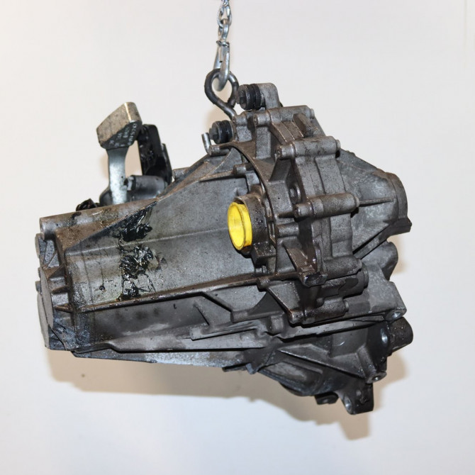 Boîte à vitesse mecanique occasion  Volkswagen vw UP! (121, 122, BL1, BL2, BL3, 123) 1.0 (2011-2020) 5 portes   UDA  4