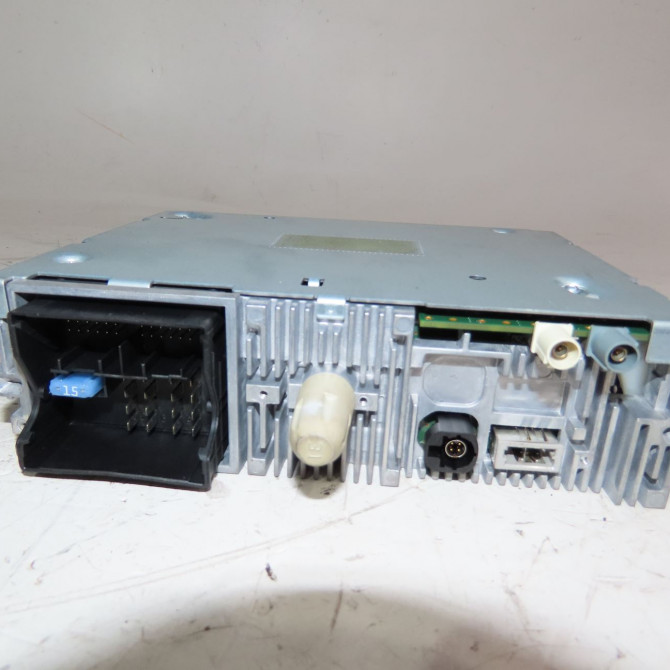 Autoradio occasion  Peugeot 208 I (CA_, CC_) 1.4 hdi (2012) 3 portes   9806729580  4