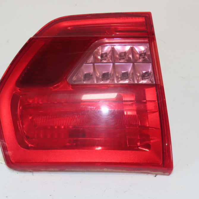 Feu arrière interieur gauche occasion  Citroën C5 III Break (RW_) 2.0 hdi 140 (2009) 5 portes   6350JX  1