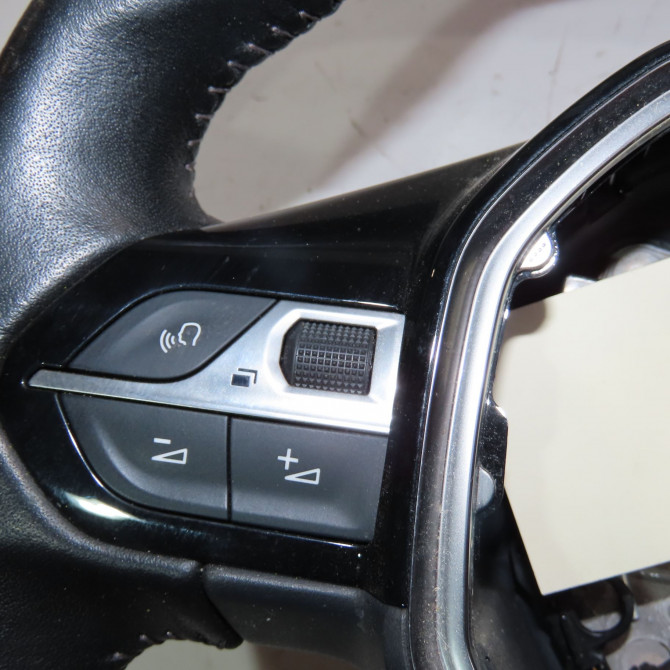 Volant de direction occasion  Peugeot 208 II (UB_, UP_, UW_, UJ_) 1.2 puretech 75 (2019)   98255044ZD  3