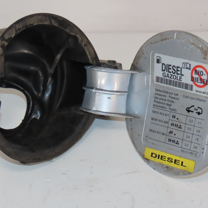 Volet de trappe carburant occasion  Volkswagen vw FOX 3/5 portes (5Z1, 5Z3, 5Z4) 1.4 tdi (2005-2009)   5Z0809857AGRU  2