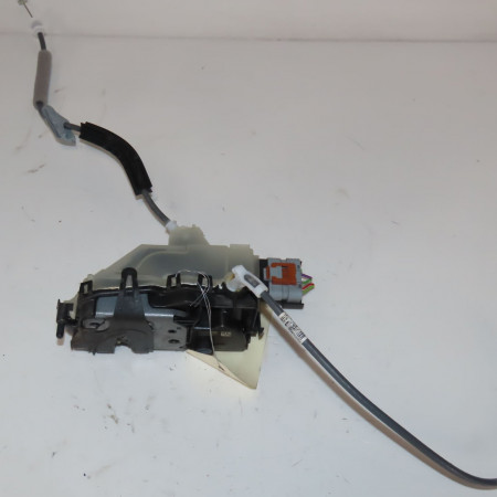 Serrure porte avd occasion  Peugeot 2008 II (UD_, US_, UY_, UK_) 1.5 bluehdi 110 (udyhsk) (2021)   9830558880 