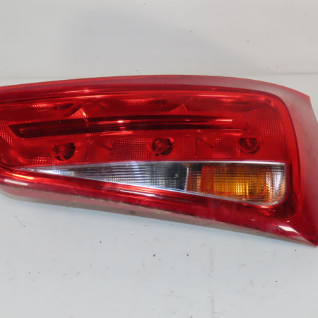 Feu arrière droit occasion  Audi A1 (8X1, 8XK) 1.6 tdi (2011-2015)   8X0945094D 