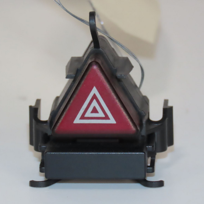 Bouton de warning occasion  Mercedes-benz CLASSE A (W169) A 170 (169.032, 169.332) (2004-2012)   16982074109174  1