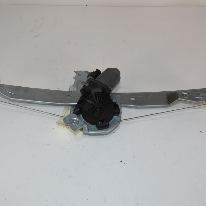 Mecanisme + moteur lève-glace avant droit occasion  Citroën C3 II (SC_) 1.4 hdi 70 (sc8hzc, sc8hr0, sc8hp4) (2009) 5 portes   9222FP  1