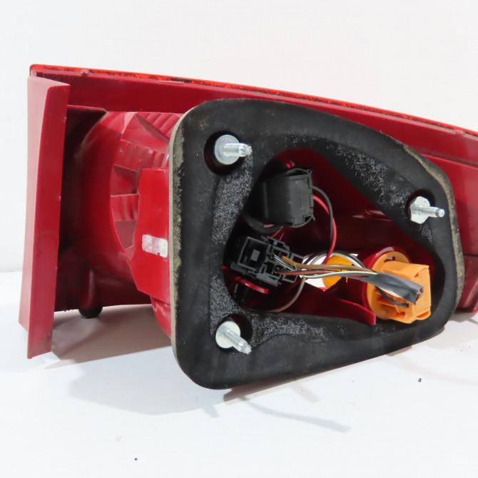 Feu arrière gauche occasion  Seat ALTEA (5P1) 1.6 tdi (2009)   5P8945111A  2