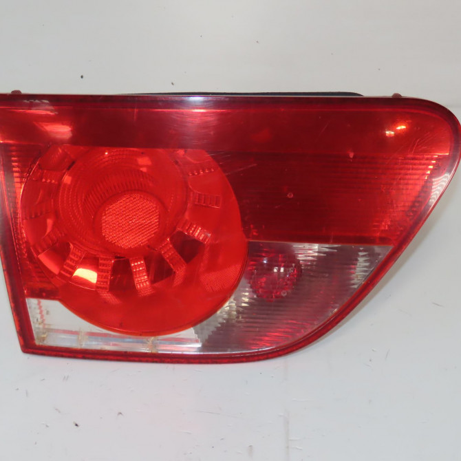 Feu arrière interieur gauche occasion  Seat ALTEA XL (5P5, 5P8) 1.9 tdi (2006-2010) 5 portes   5P8945107B  1