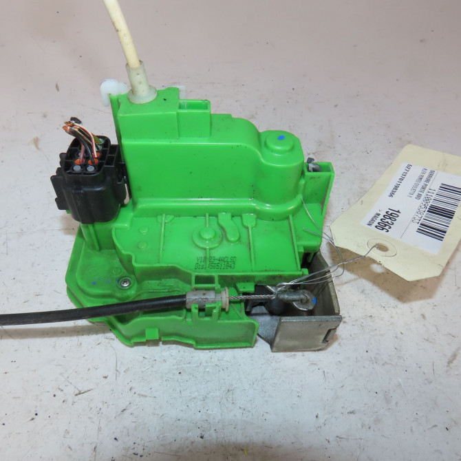 Serrure porte avd occasion  Alfa romeo GIULIETTA (940_) 1.6 jtdm (940fxd1a) (2010-2016) 5 portes   71775802  2