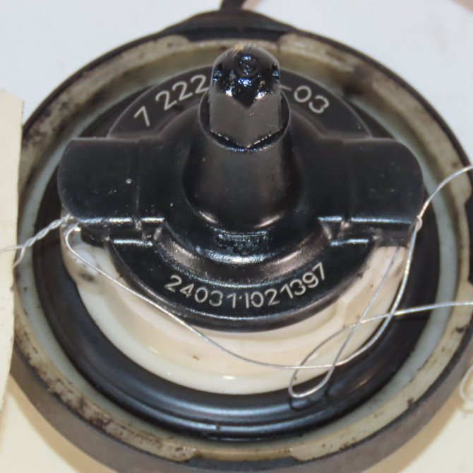 Bouchon reservoir a carburant occasion  Bmw 3 Touring (E91) 316 d (2009-2012)   16117193381  2