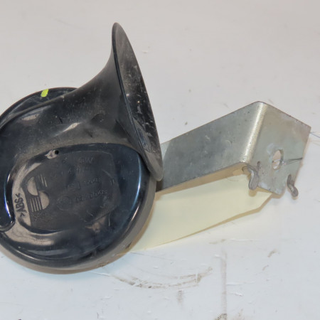 Klaxon  / avertisseur occasion  Renault CLIO II (BB_, CB_) 1.2 (bb0a, bb0f, bb10, bb1k, bb28, bb2d, bb2h, cb0a,... (1998-2010) 5 portes   7700437072 