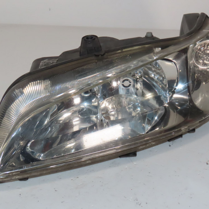 Phare gauche occasion  PEUGEOT 306 Phase 2 04-1997->03-2002 1.9 D   6204V7  1