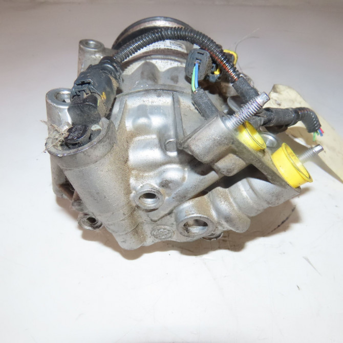 Compresseur air conditionne occasion  Peugeot 308 III (FB_, FH_, FP_, F3_) Bluehdi 130 (fbyhzl, fbyhzt) (2021)   9833718880  3