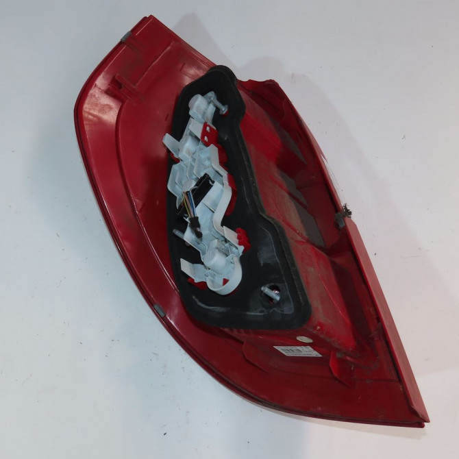 Feu arrière droit occasion  Mercedes-benz CLASSE A (W169) A 180 cdi (169.007, 169.307) (2004-2012) 5 portes   A1698203064  2