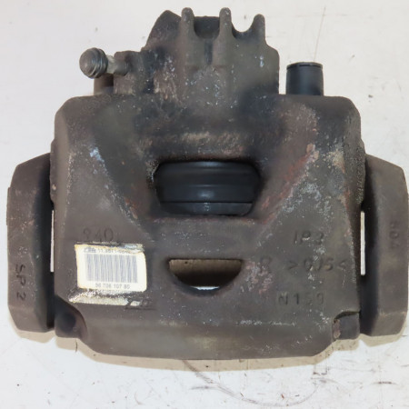 Etrier de frein avant droit occasion  Peugeot 3008 Monospace (0U_) 2.0 hdi 150 / bluehdi 150 (2009-2016) 5 portes   4400X2 