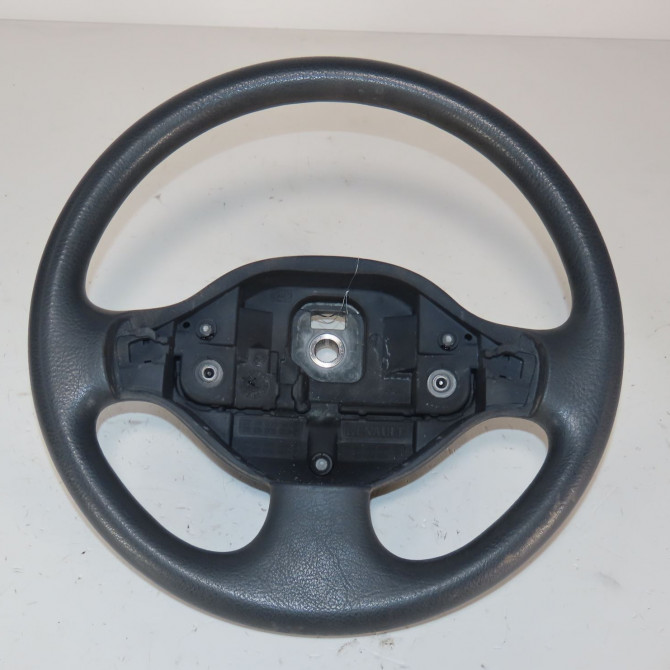 Volant de direction occasion  Renault CLIO II (BB_, CB_) 1.2 (bb0a, bb0f, bb10, bb1k, bb28, bb2d, bb2h, cb0a,... (1998-2010) 5 portes   8200057418  1