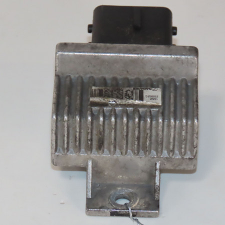 Boitier de préchauffage occasion  Renault LAGUNA III (BT0/1) 2.0 dci (bt07, bt0j, bt14, bt1a, bt1s) (2007-2015) 5 portes   110678071R 