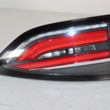 Feu arrière interieur gauche occasion  Renault ESPACE V (JR_) 1.6 dci 160 (2015)   265550227R 