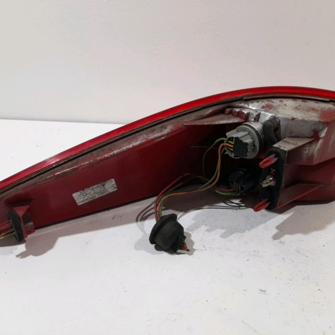 Feu arrière droit occasion  Peugeot 607 (9D, 9U) 2.2 hdi (2000-2006)   6351N1  2