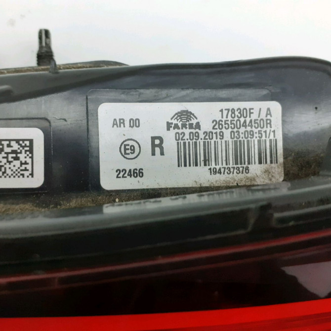 Feu arrière intérieur droit occasion  Renault CLIO V (B7_) 1.0 tce 100 (b7mt) (2019)   265504450R  3