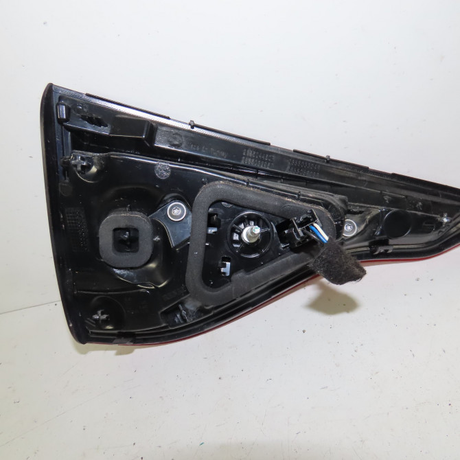 Feu arrière intérieur droit occasion  Renault CLIO V (B7_) 1.0 sce 75 (b7m5) (2019)   265504450R  3