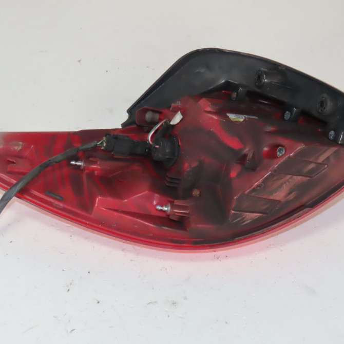 Feu arrière droit occasion  Kia SPORTAGE III (SL) 2.0 crdi awd (2010)   924203W000  3