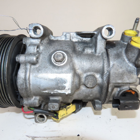 Compresseur air conditionne occasion  Peugeot 208 I (CA_, CC_) 1.6 hdi (2012) 5 portes   9822826880 