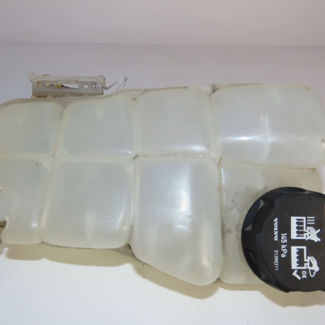 Vase expansion occasion  Volvo V40 Cross Country (526) D2 (2012-2016)   31338764  1