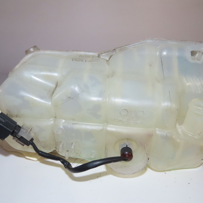 Vase expansion occasion  Volvo V40 Cross Country (526) D2 (2012-2016)   31338764  2