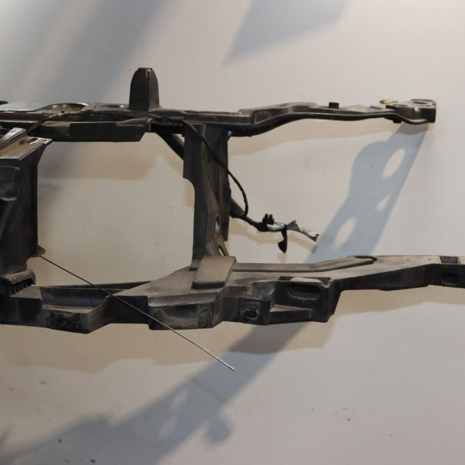 Face avant occasion  Renault LAGUNA III (BT0/1) 2.0 dci (bt07, bt0j, bt14, bt1a, bt1s) (2007-2015) 5 portes   625100001R  3