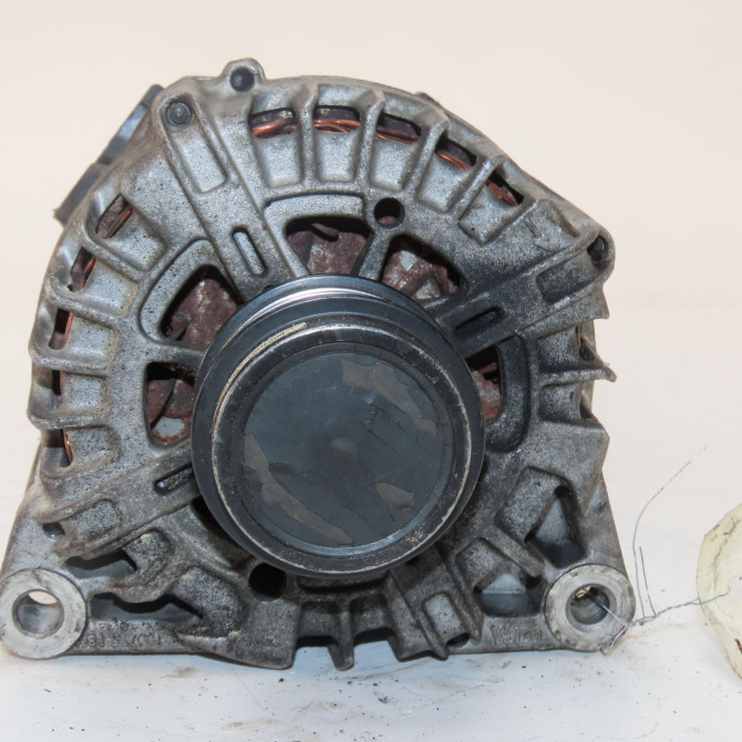 Alternateur occasion  Peugeot 407 Coupé (6C_) 2.7 hdi (2005)   5705CJ  3