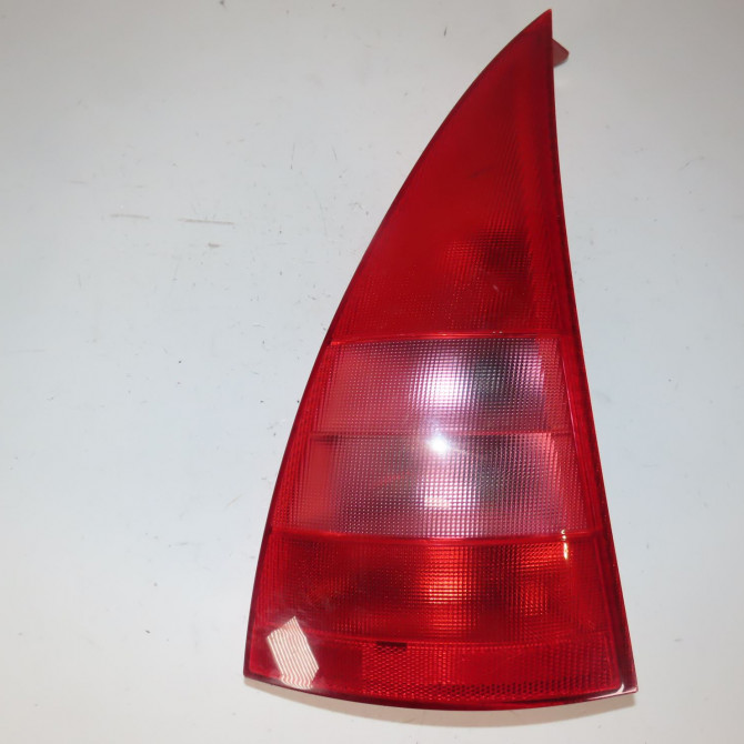 Feu arrière droit occasion  Citroën C3 I (FC_, FN_) 1.1 i (2002) 5 portes   6351Q3  1