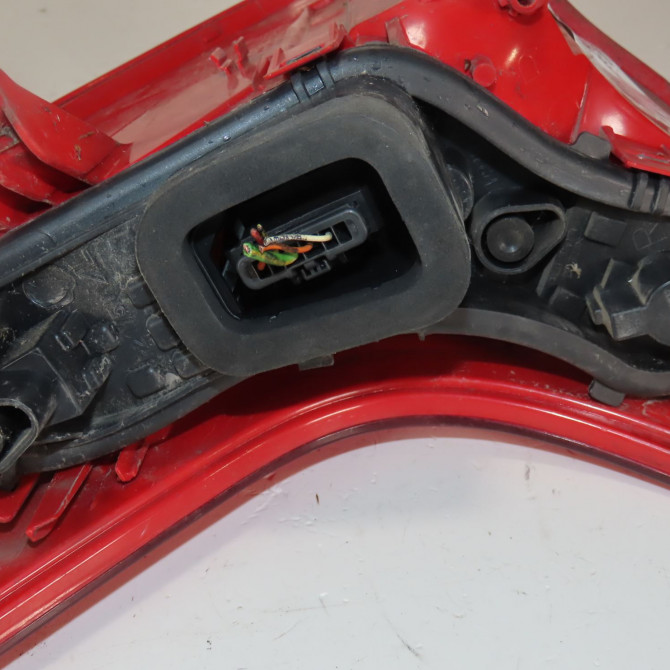 Feu arrière droit occasion  Peugeot 3008 Monospace (0U_) 1.6 hdi (2009-2016) 5 portes   6351HC  3